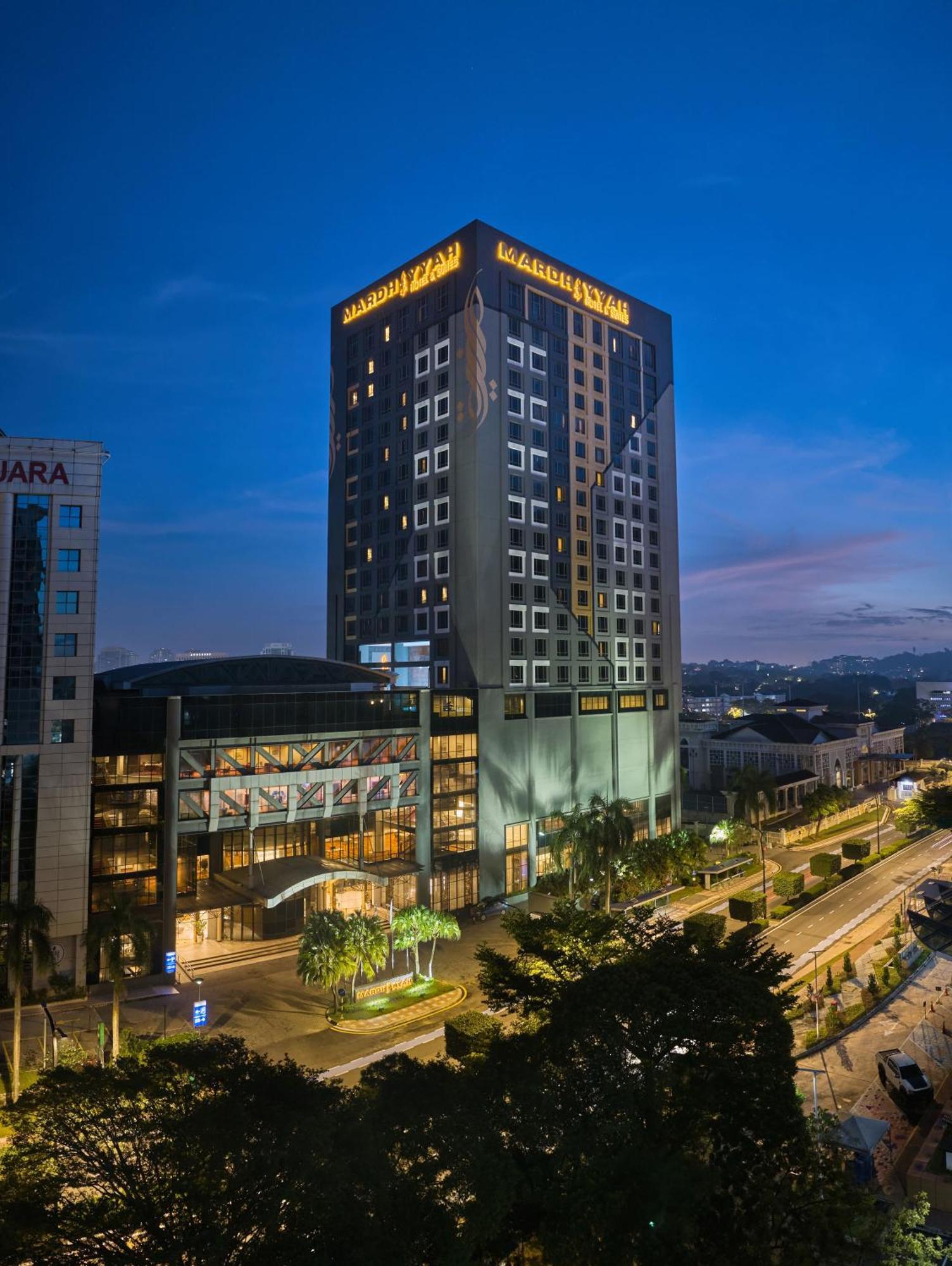 Mardhiyyah Hotel And Suites Shah Alam Exterior foto